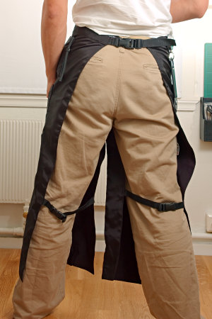 Apron pants