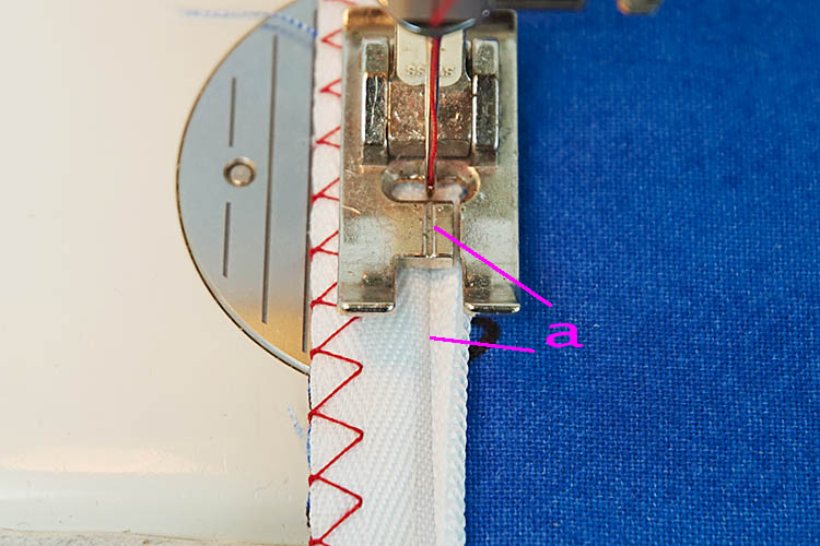 Invisible zipper, sew downwards