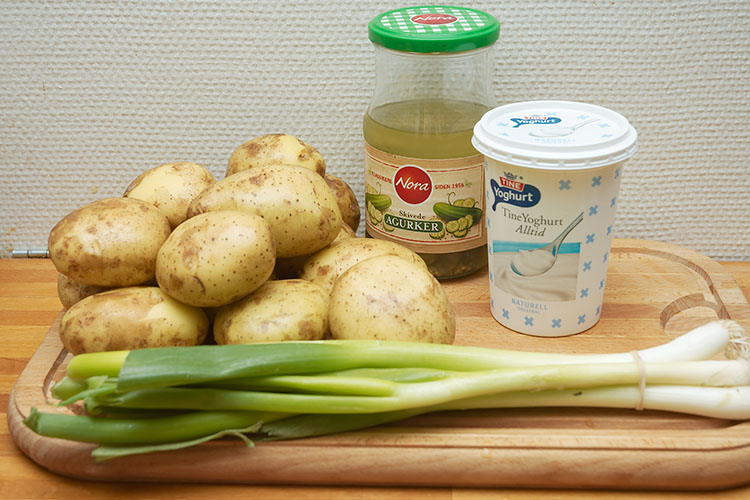 Potato salad, ingredients